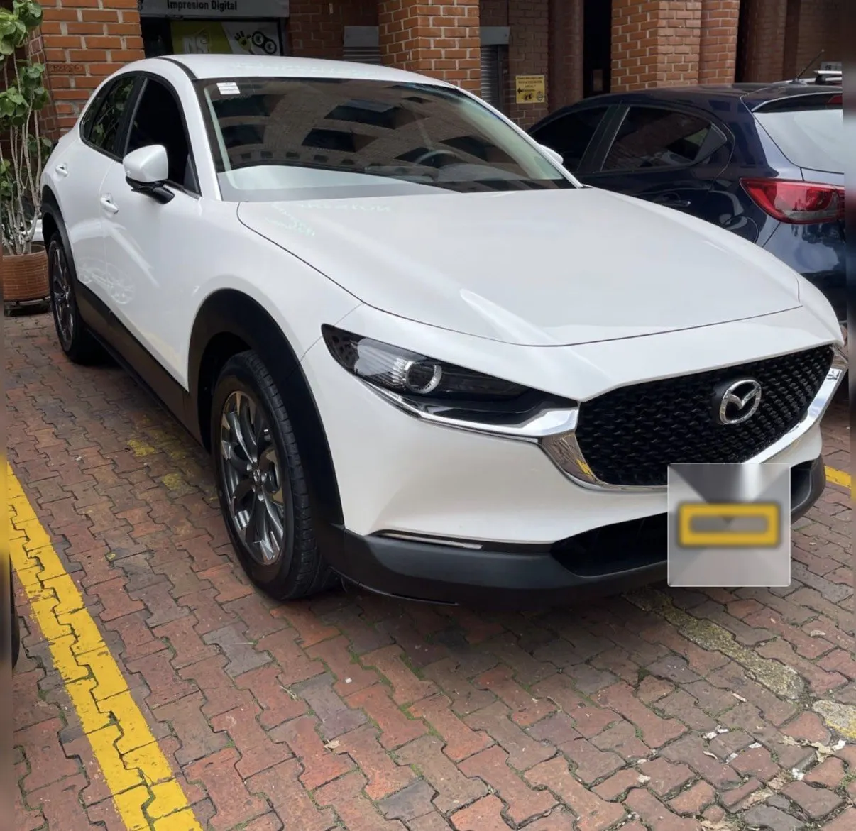 Mazda CX-30 - foto real